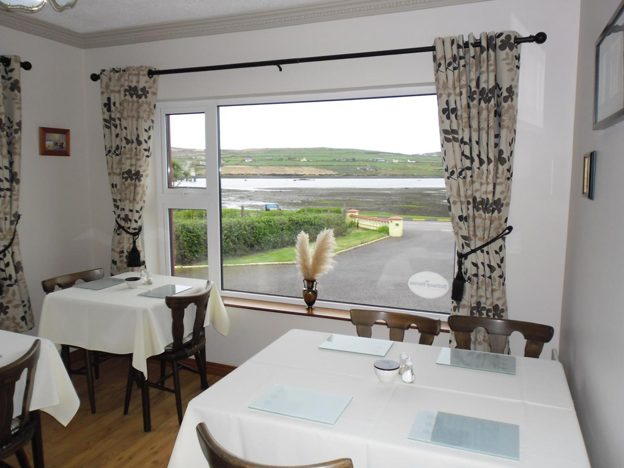 The Waterfront B&B Портмаги Екстериор снимка